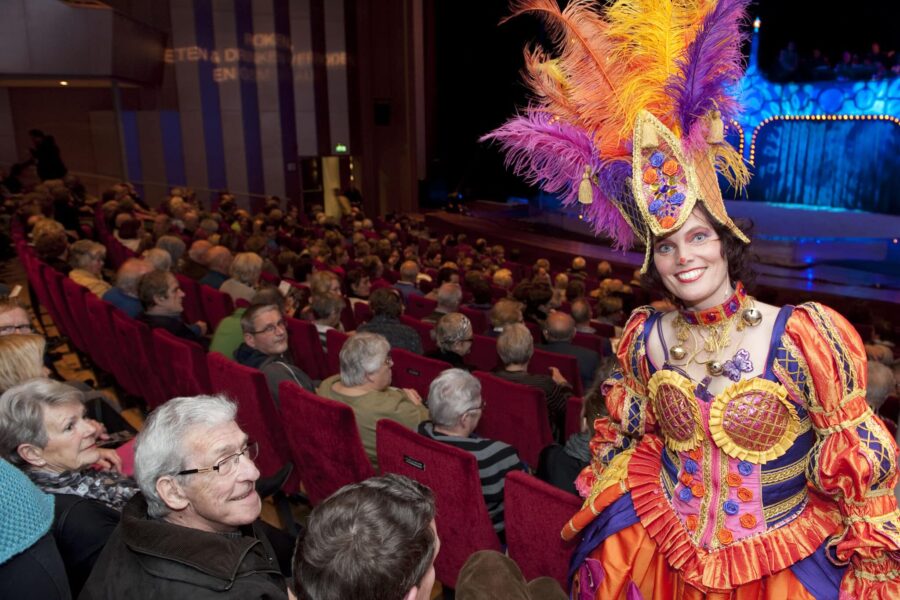 Corona toegangsbewijs verplicht in horeca en kunst- en cultuursector, 1,5 meter geschrapt
