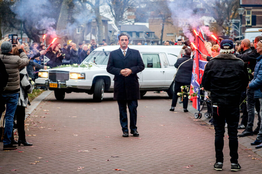 Afscheidsdienst van Mark Elbers in Nuenen druk bezocht