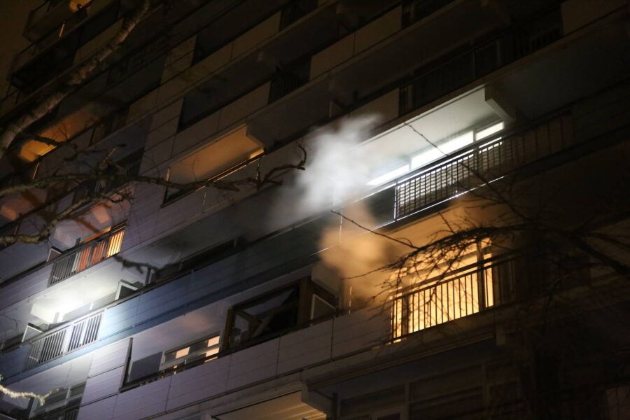 Veel schade na brand in flatwoning Eindhoven