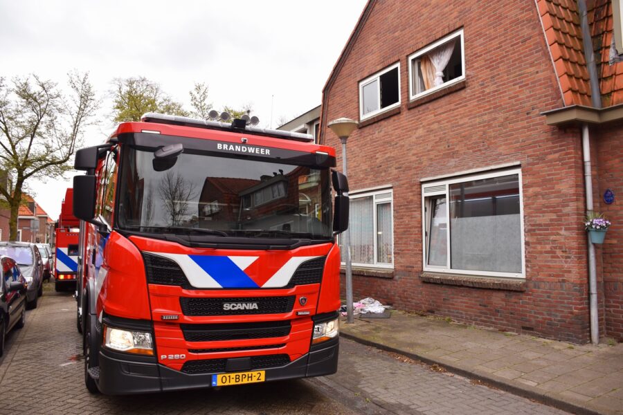 Brand in slaapkamer van woning aan de Panterstraat in Eindhoven