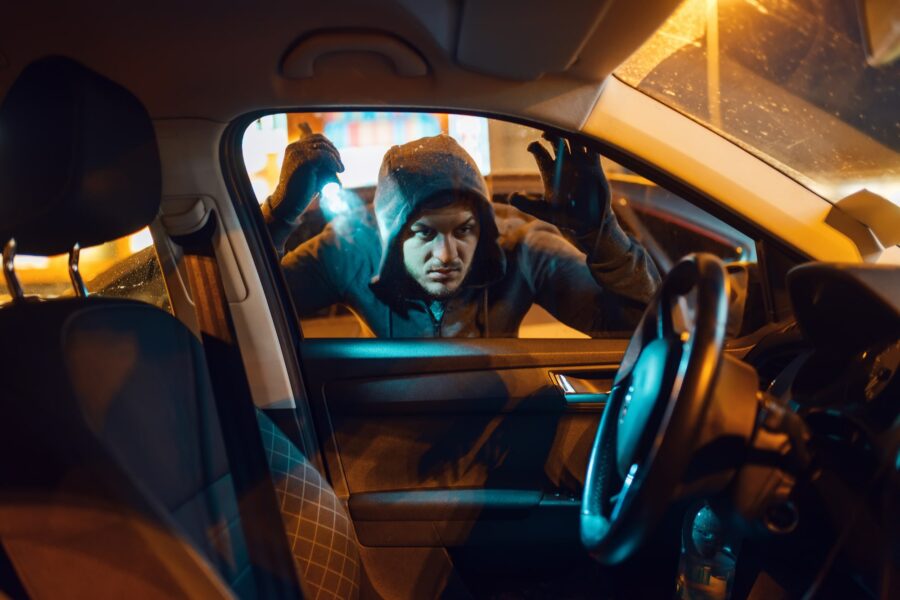 Autodiefstal
