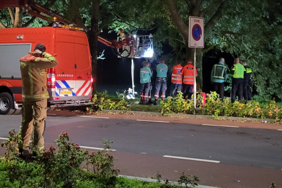 Zoekactie na aantreffen scootmobiel in water Geldrop
