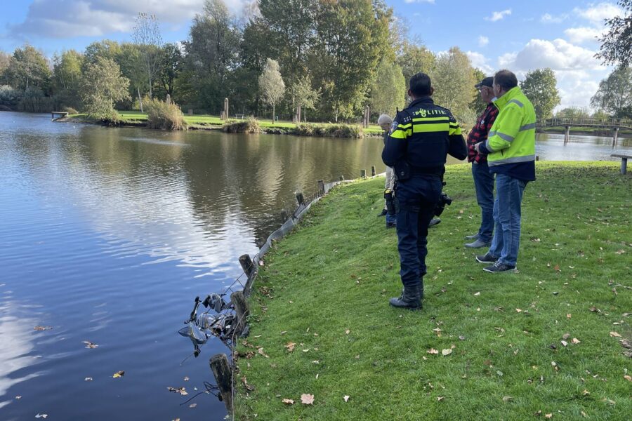 Gestolen motor teruggevonden in visvijver Gemert