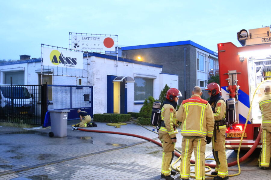 Brand in opslag met fietsaccu’s in Eindhoven