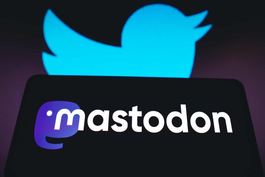 Nederlandse overheid is steeds veranderende regels van X (Twitter) zat en experimenteert met Mastodon