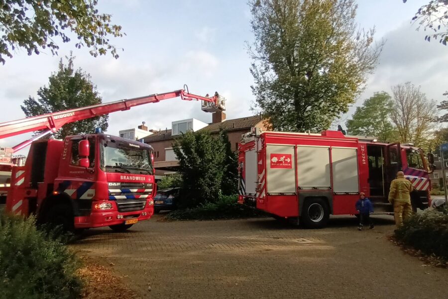Brand in schoorsteen van woning in Nuenen snel onder controle