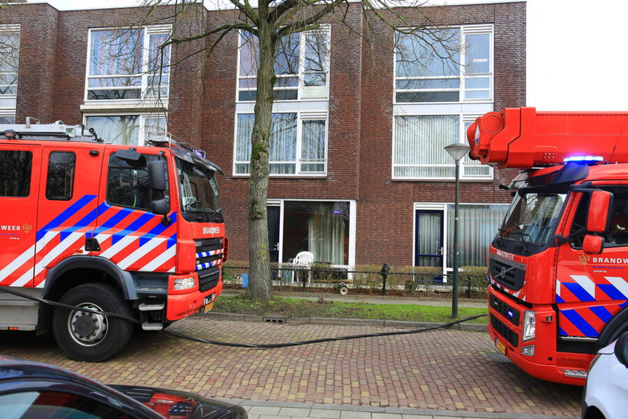 Brandweer ingezet voor vlam in de pan in woning Geldrop