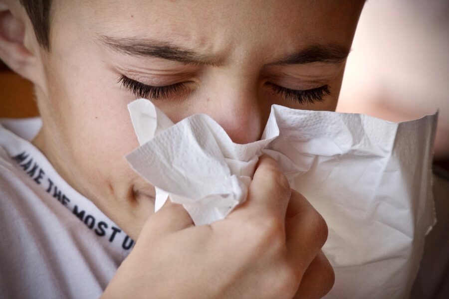 Steeds meer kinderen krijgen kinkhoest; deze hoestbuien kunnen maandenlang duren