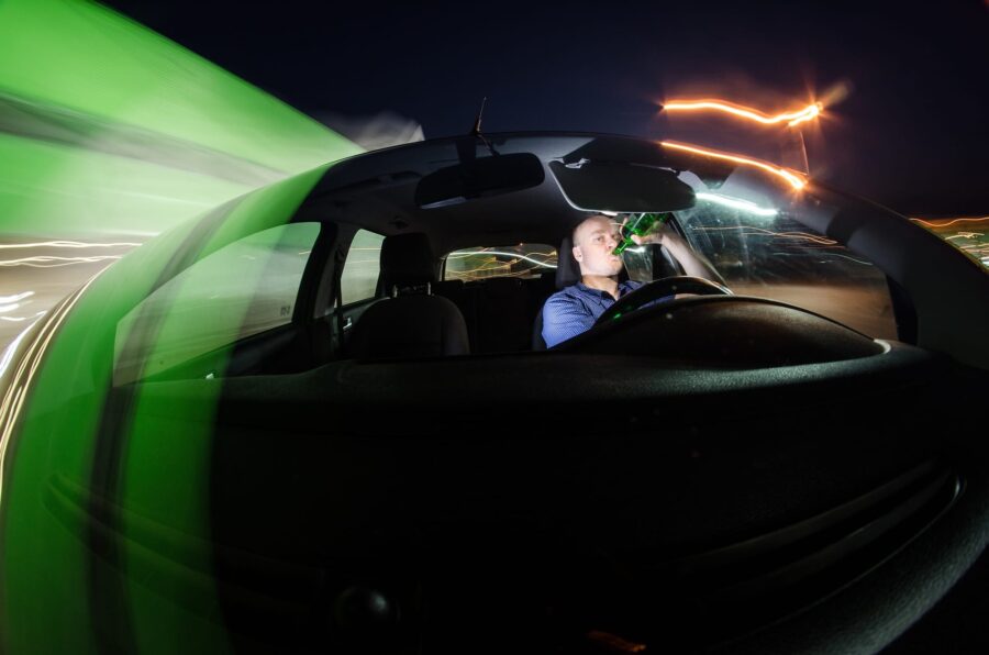 Zwaardere maatregelen tegen geweld en rijden onder invloed