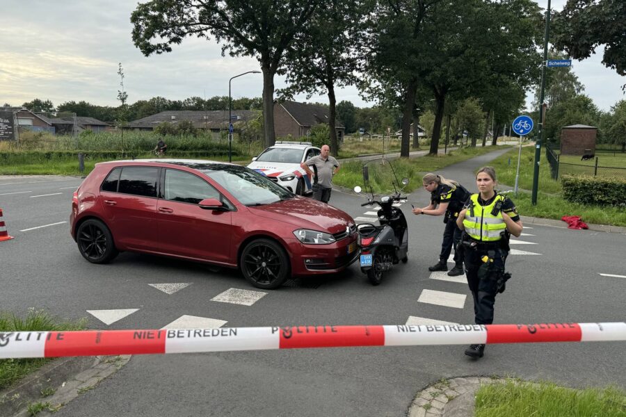 Automobilist rijdt door na ernstige aanrijding met scooterrijder