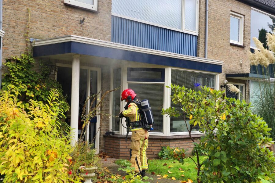 Flinke rookontwikkeling bij brand in woning Geldrop