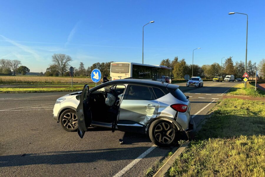 Fikse schade bij aanrijding tussen twee voertuigen
