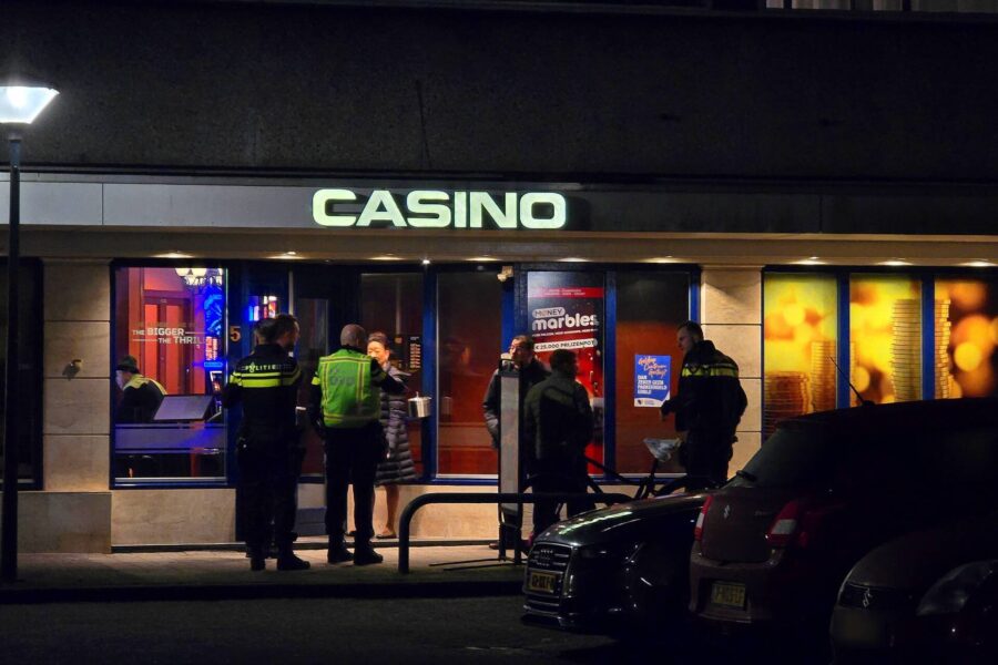 Zoektocht naar daders gewapende overval op casino