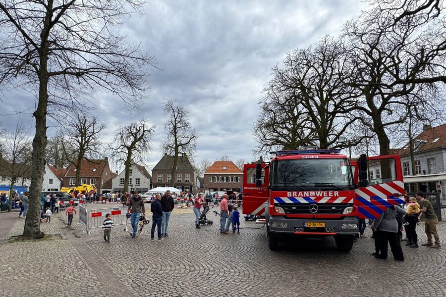 Verschillende hulpdiensten aanwezig bij Veiligheidsdag in Oirschot