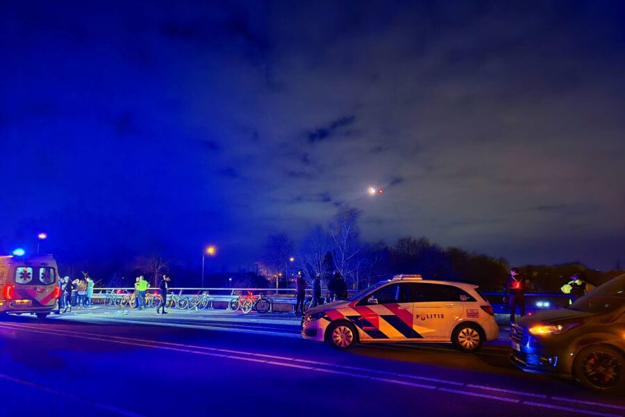 Traumahelikopter naar Nuenen voor ongeval met fietsers