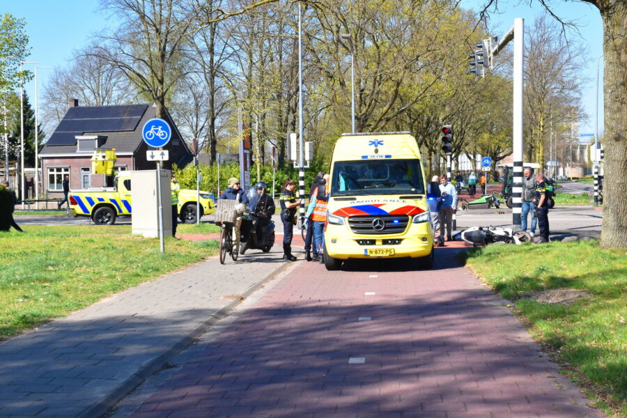 Scooterrijder en fietser botsen in Veldhoven