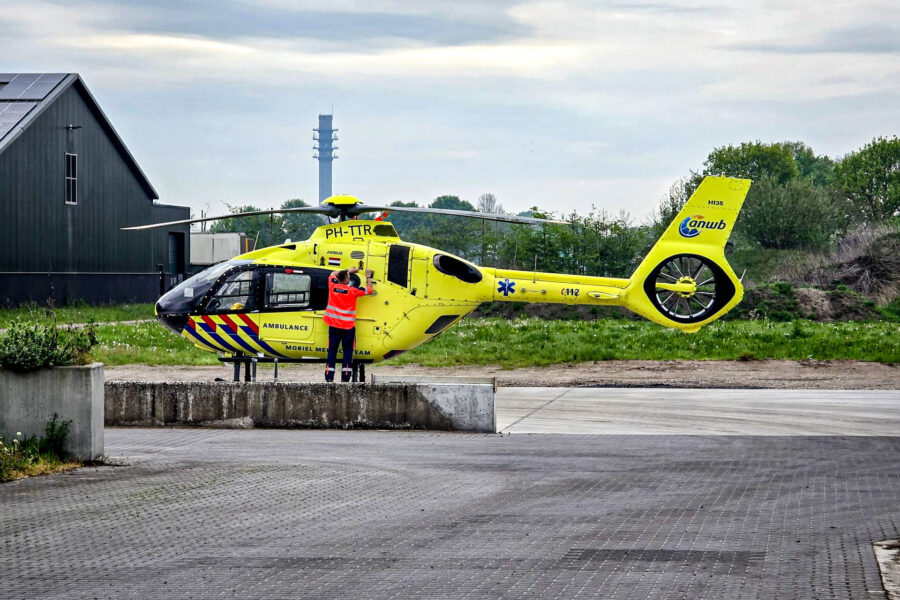 Gewonde bij ongeval in champignonkwekerij, traumaheli geland