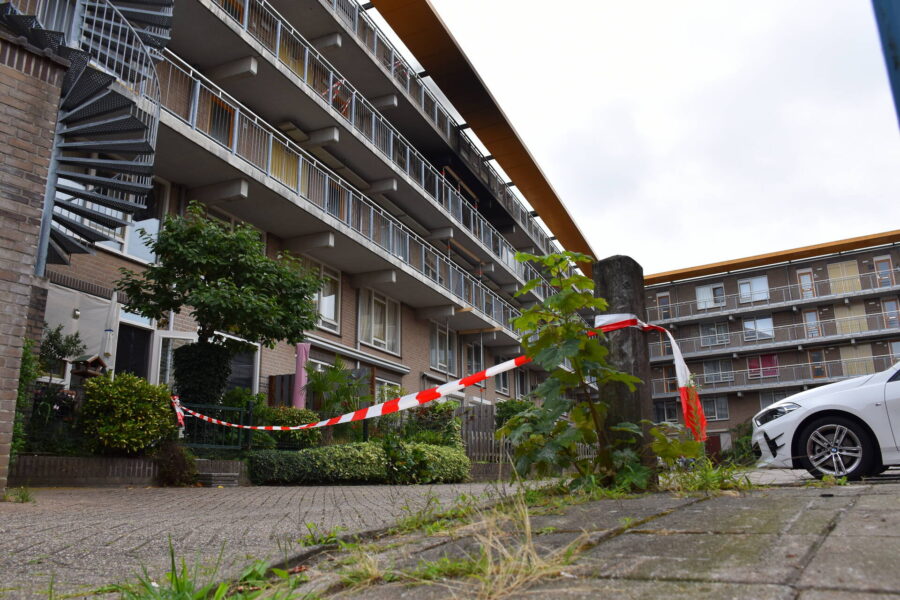 Zeer grote brand in flatwoning Eindhoven