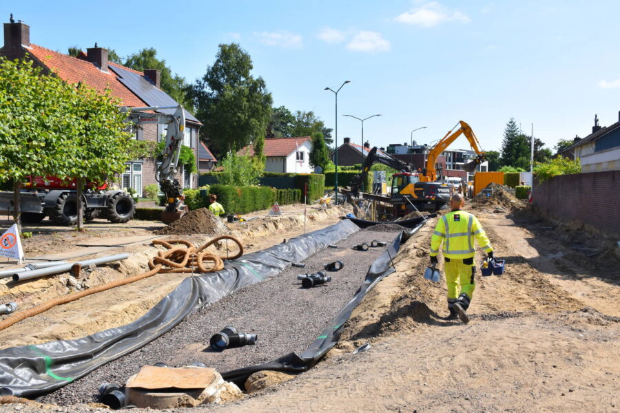 Vijf woningen ontruimd in Waalre vanwege gaslek