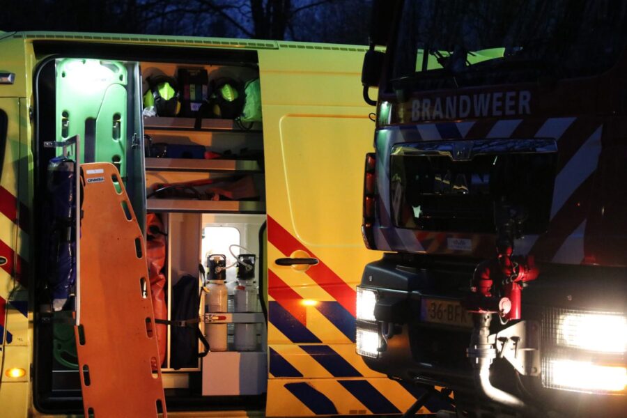 Gewelddadige confrontatie in Eindhoven: tiener ontsnapt aan auto, maar wordt neergestoken
