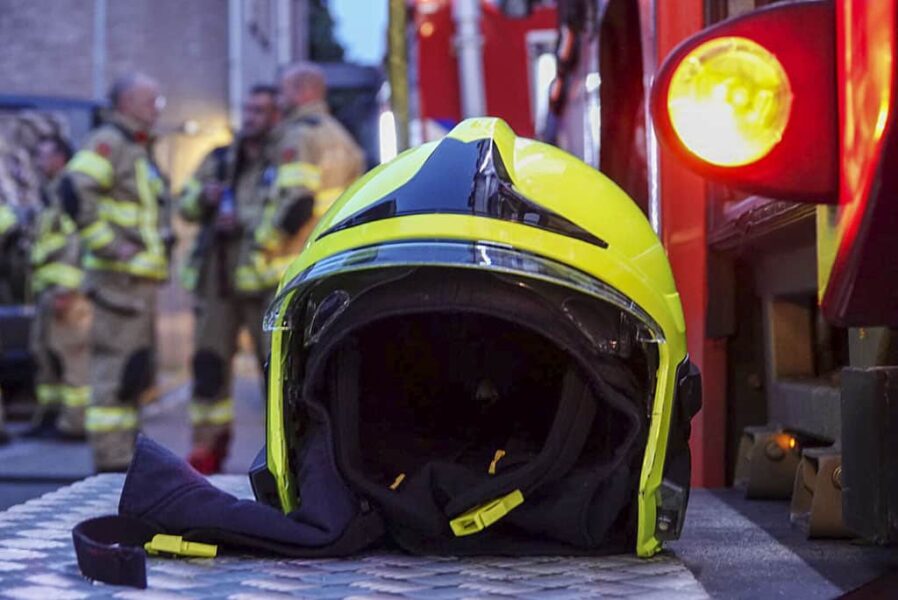 Politie zoekt getuigen na explosie bij woning in Eindhoven